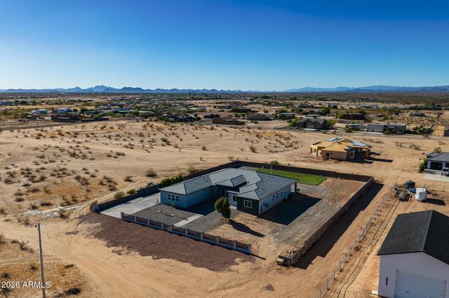 23532 W Jomax Road, Wittmann, AZ 85361
