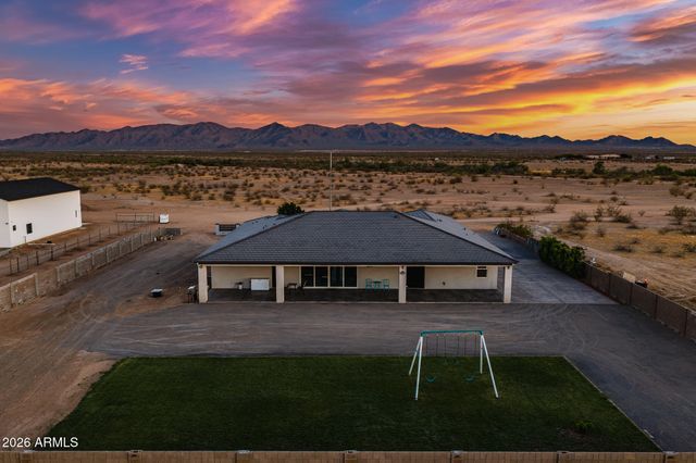 23532 W Jomax Road, Wittmann, AZ 85361