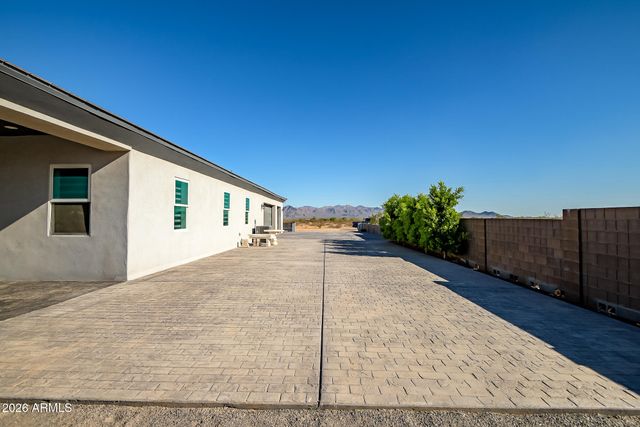 23532 W Jomax Road, Wittmann, AZ 85361