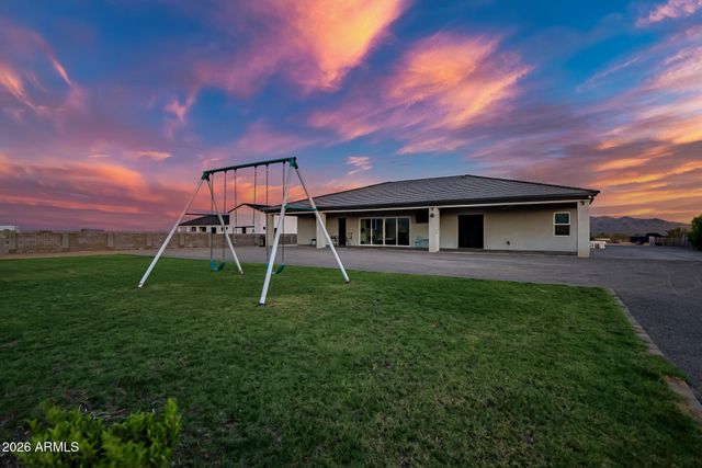 23532 W Jomax Road, Wittmann, AZ 85361