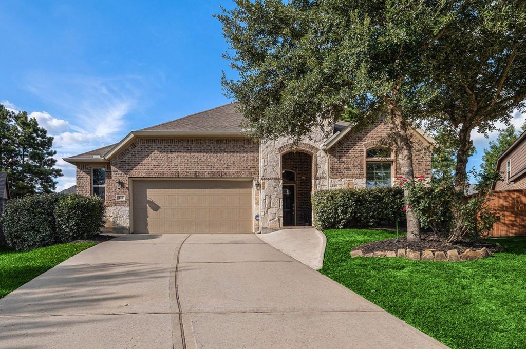 144 Greatwood Glen Court, Montgomery, TX 77316