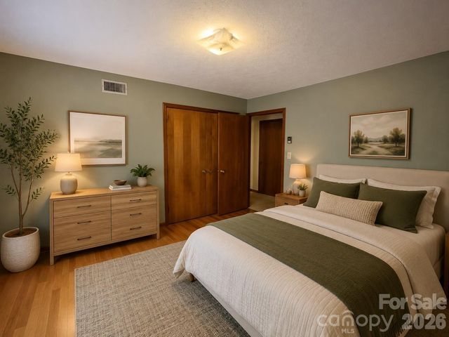 845 Cherokee Place SW, Lenoir, NC 28645