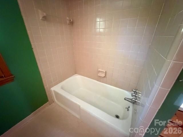 845 Cherokee Place SW, Lenoir, NC 28645