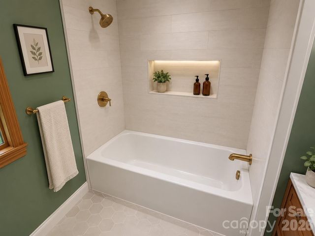 845 Cherokee Place SW, Lenoir, NC 28645