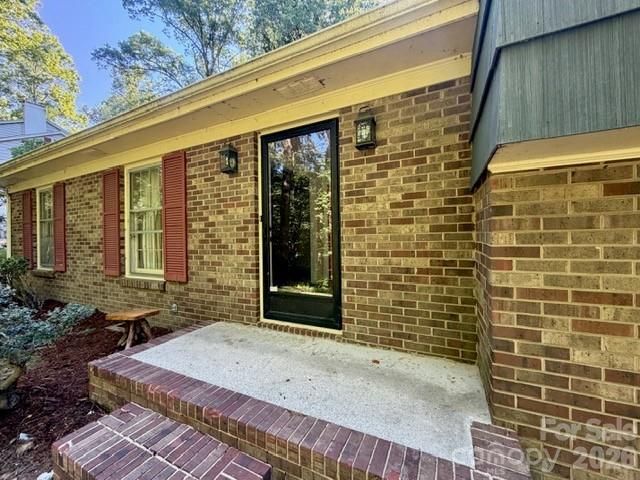 845 Cherokee Place SW, Lenoir, NC 28645