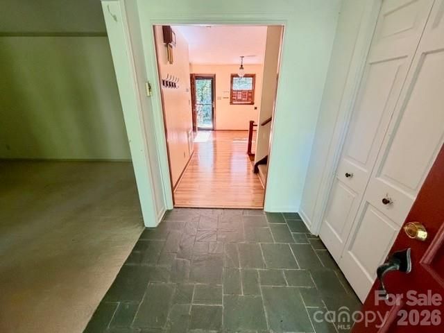 845 Cherokee Place SW, Lenoir, NC 28645