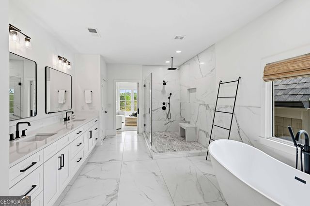 3170 Glastonbury Lane, Suwanee, GA 30024