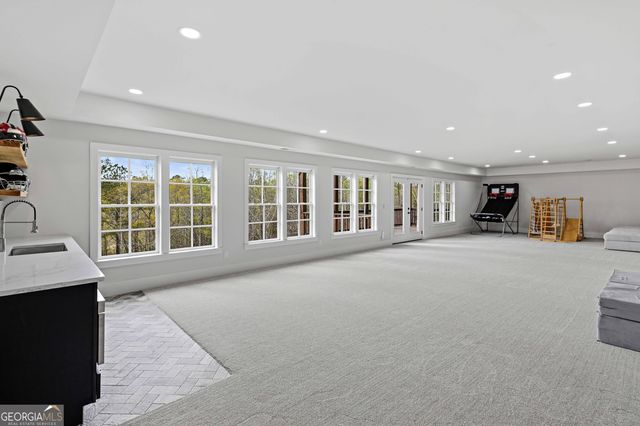 3170 Glastonbury Lane, Suwanee, GA 30024