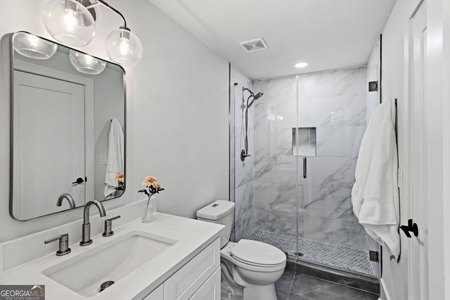 3170 Glastonbury Lane, Suwanee, GA 30024