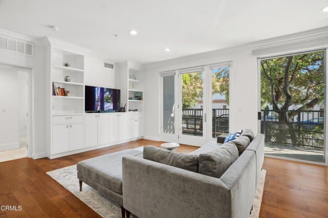 629 Traction Avenue 105, Los Angeles, CA 90013