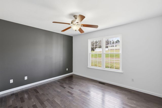 19 Laura Lane, Ringgold, GA 30736