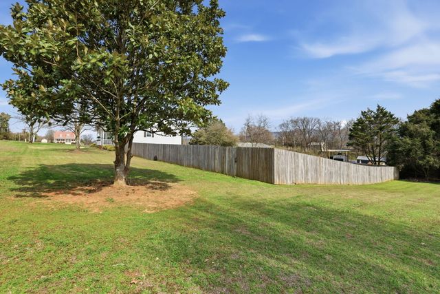19 Laura Lane, Ringgold, GA 30736