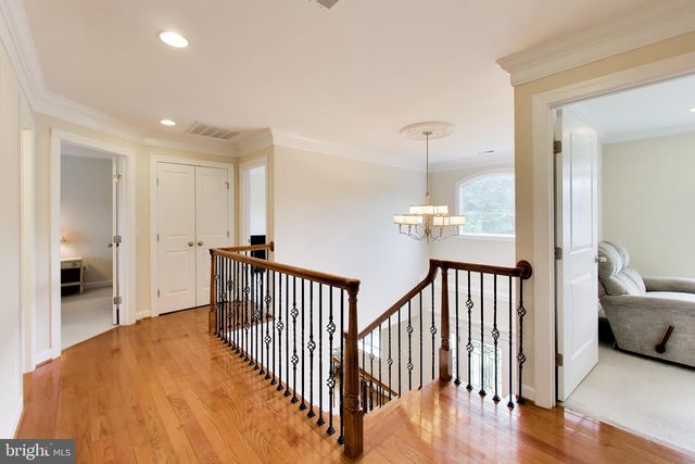 7126 WAYNE DR, Annandale, VA 22003