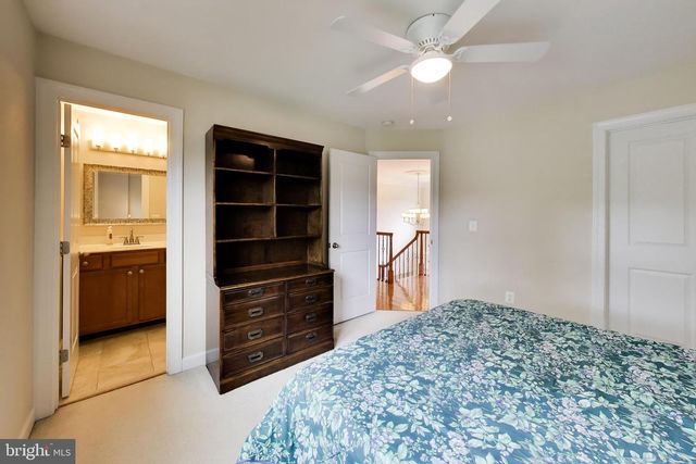 7126 WAYNE DR, Annandale, VA 22003