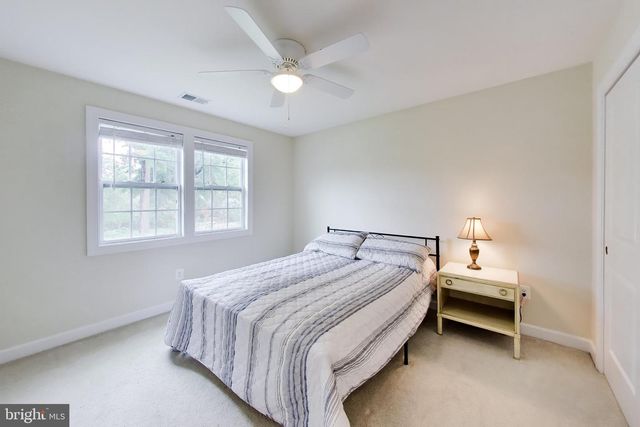 7126 WAYNE DR, Annandale, VA 22003