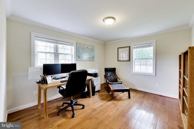7126 WAYNE DR, Annandale, VA 22003