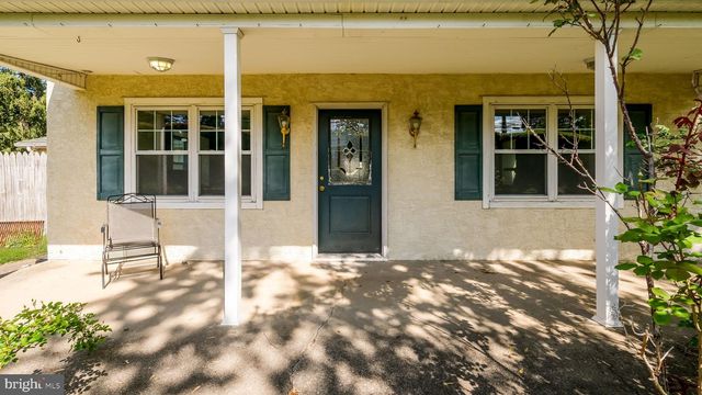 1734 FITZWATERTOWN RD, Willow Grove, PA 19090