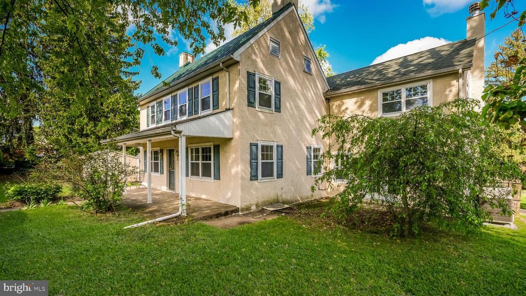 1734 FITZWATERTOWN RD, Willow Grove, PA 19090