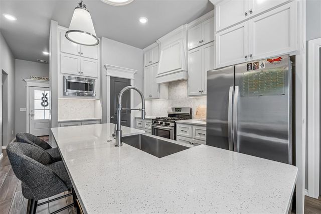 9216 NW 91st Street, Yukon, OK 73099