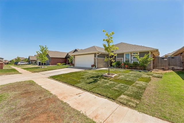9216 NW 91st Street, Yukon, OK 73099