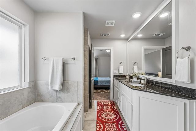 9216 NW 91st Street, Yukon, OK 73099