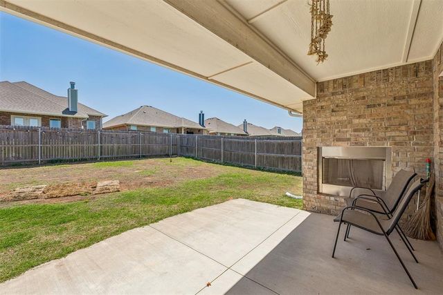 9216 NW 91st Street, Yukon, OK 73099