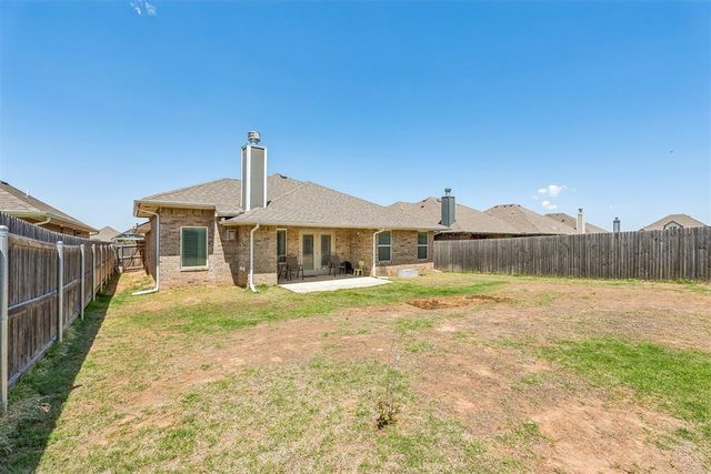 9216 NW 91st Street, Yukon, OK 73099