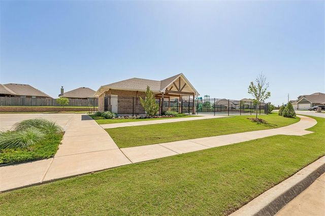 9216 NW 91st Street, Yukon, OK 73099