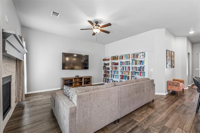 9216 NW 91st Street, Yukon, OK 73099