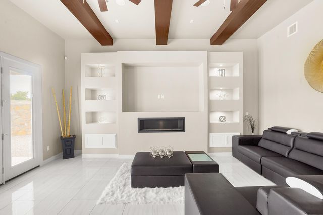 2429 CESAR CORDOVA Place, El Paso, TX 79938