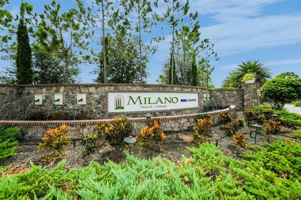 Image 36 of property listing at 243 CASSANO DRIVE, Nokomis, FL 34275