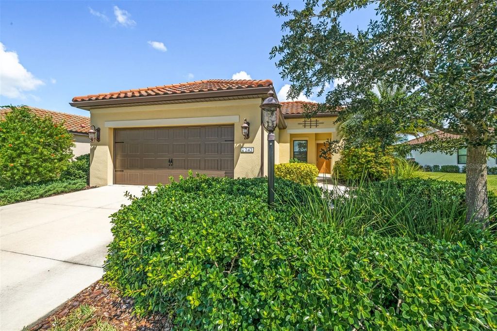 Image 63 of property listing at 243 CASSANO DRIVE, Nokomis, FL 34275