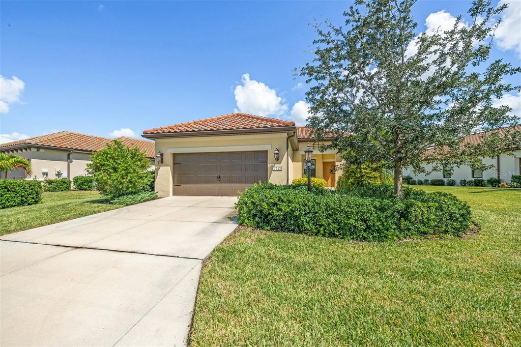 Image 64 of property listing at 243 CASSANO DRIVE, Nokomis, FL 34275