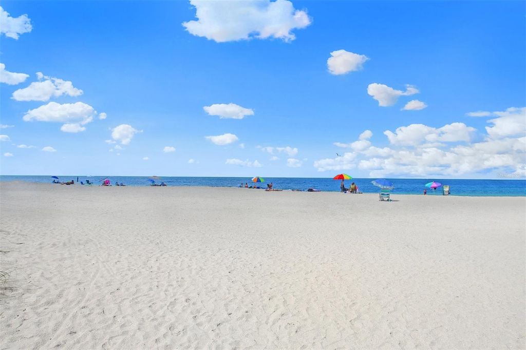 Image 70 of property listing at 243 CASSANO DRIVE, Nokomis, FL 34275