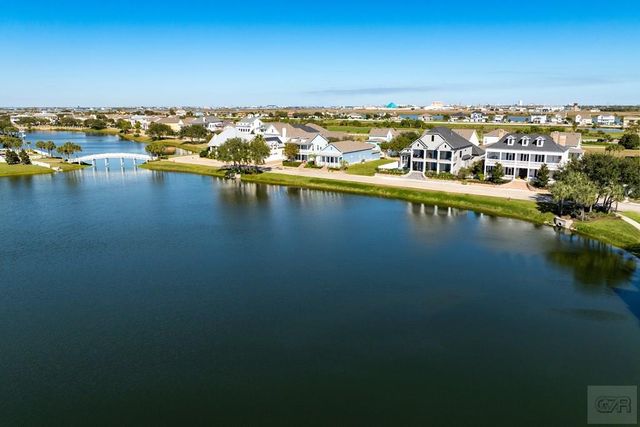 7 Caroline, Galveston, TX 77554