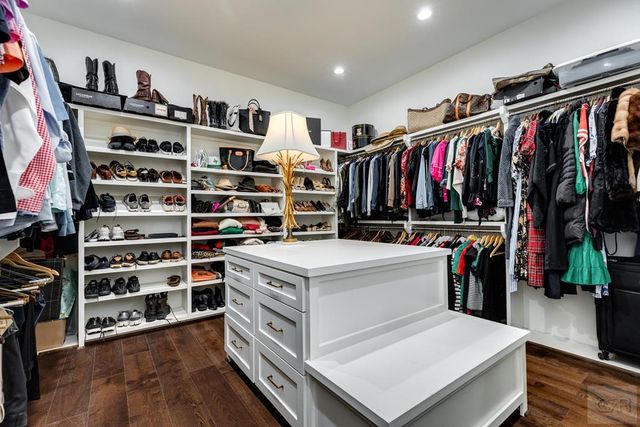 7 Caroline, Galveston, TX 77554