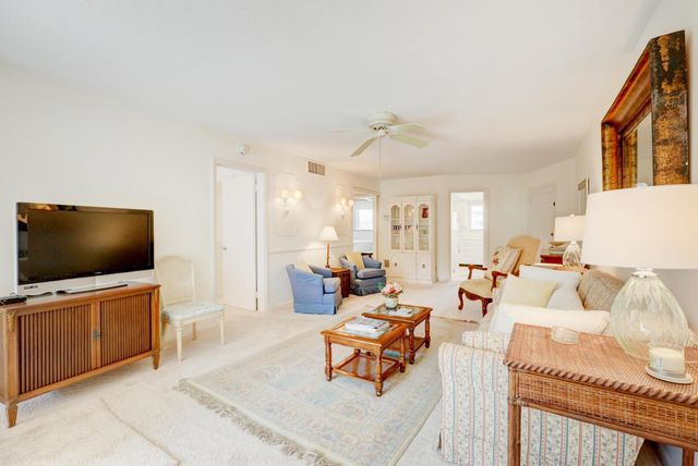 50 Celestial Way 8e, Juno Beach, FL 33408