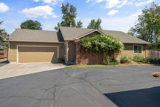755 Hilldale Avenue, Medford, OR 97504