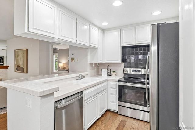 5745 Friars 73, San Diego, CA 92110