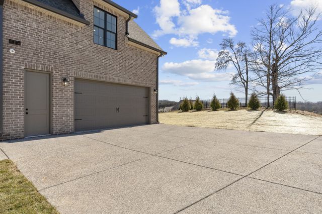 509 Brookridge Ln, Lebanon, TN 37087