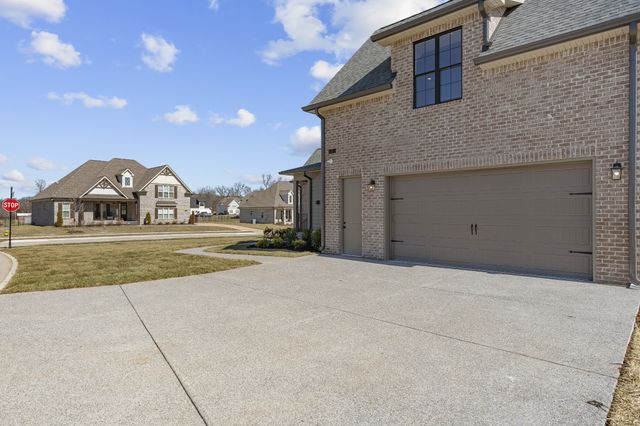 509 Brookridge Ln, Lebanon, TN 37087