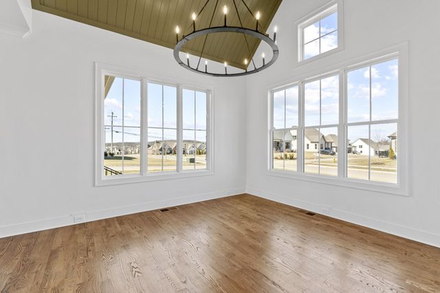 509 Brookridge Ln, Lebanon, TN 37087