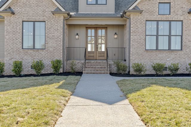 509 Brookridge Ln, Lebanon, TN 37087