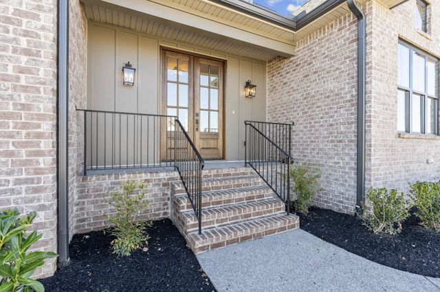 509 Brookridge Ln, Lebanon, TN 37087