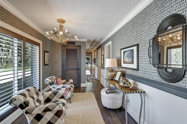 4160 39TH STREET S, St Petersburg, FL 33711