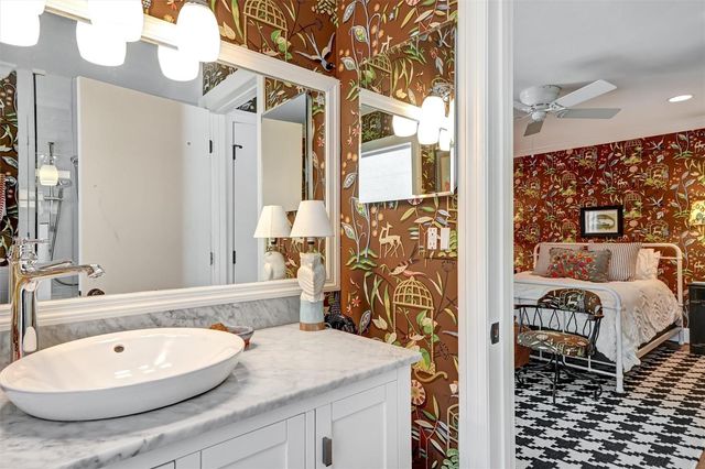 4160 39TH STREET S, St Petersburg, FL 33711