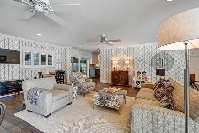 4160 39TH STREET S, St Petersburg, FL 33711