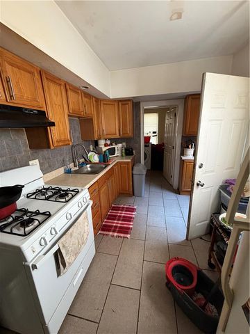 128 South 13th Street, Easton, PA 18042