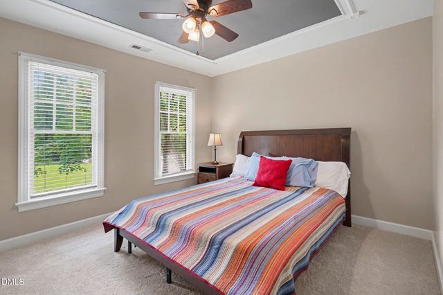 5217 Linksland Drive, Holly Springs, NC 27540