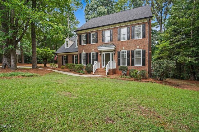 5217 Linksland Drive, Holly Springs, NC 27540